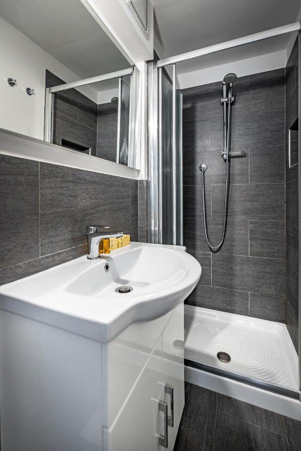 Roommo Studio San Gallo ฟลอเรนซ์ ภายนอก รูปภาพ