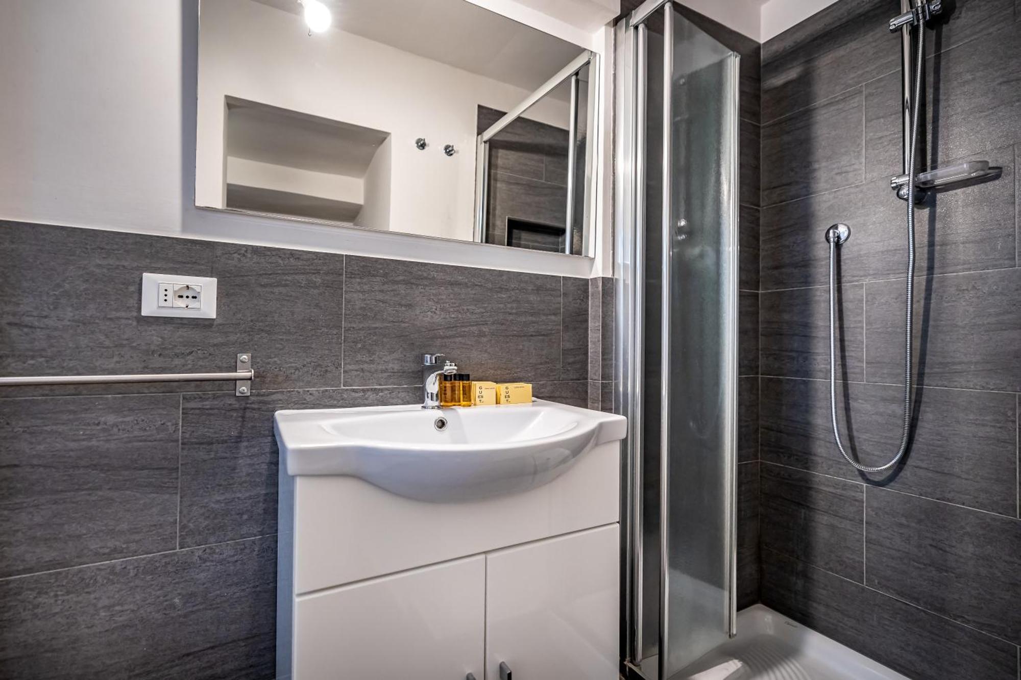 Roommo Studio San Gallo ฟลอเรนซ์ ภายนอก รูปภาพ